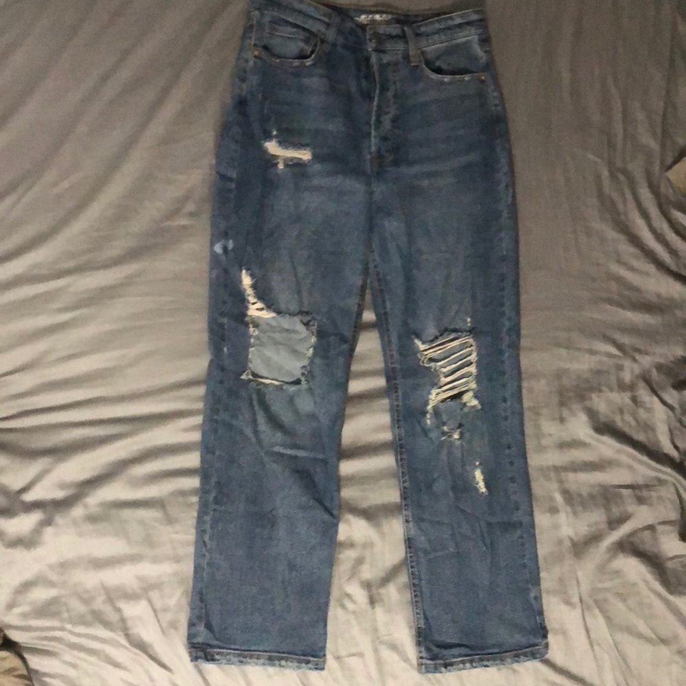 Ripped straight jeans